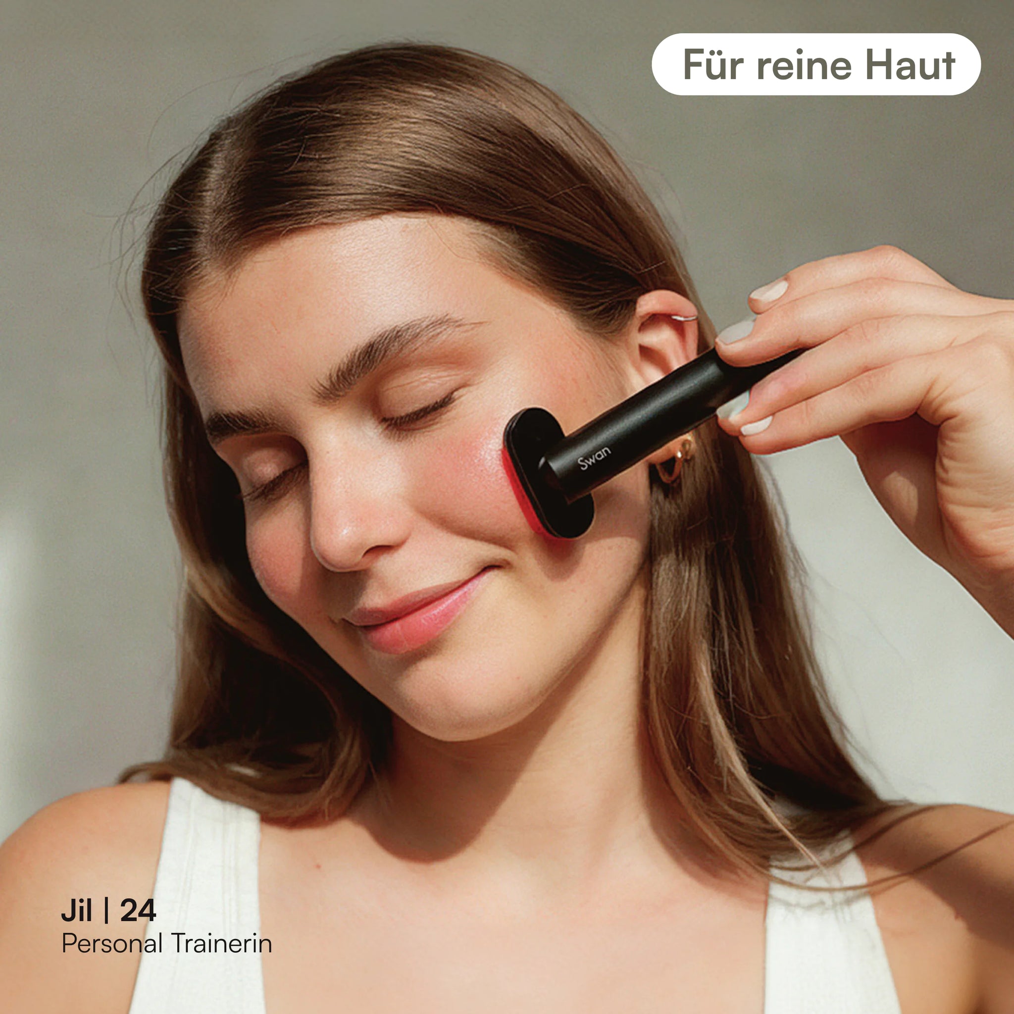 Starter-Set: 6-in-1-Lichttherapie Stab mit Renew & Clear Serum T01